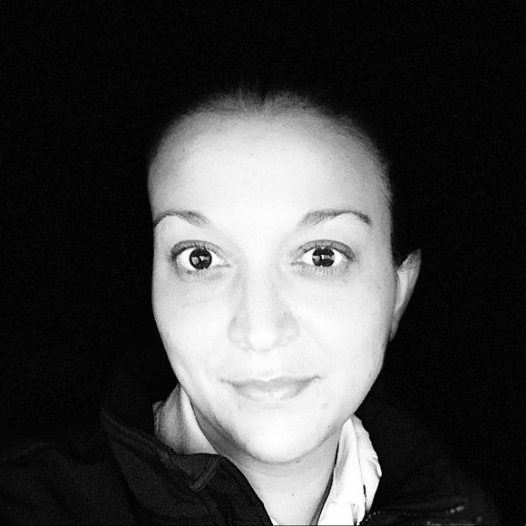 Meet your Posher, Sabrina - Picture 1 of 1